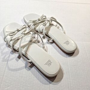 Wild Fable size 9.5 white sandals